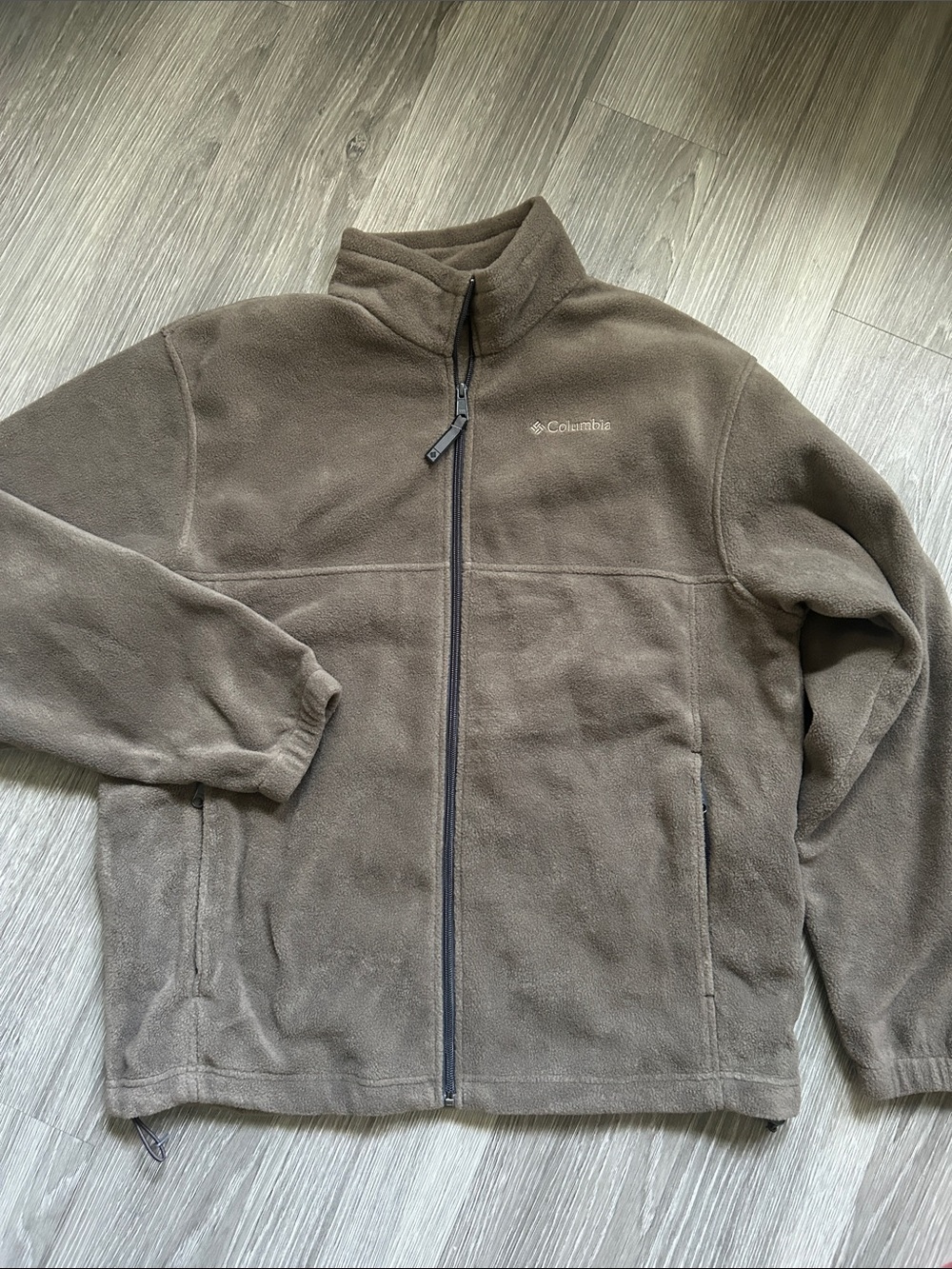 Like-new Columbia Sportswear Company Men’s Zip Fleece Jacket